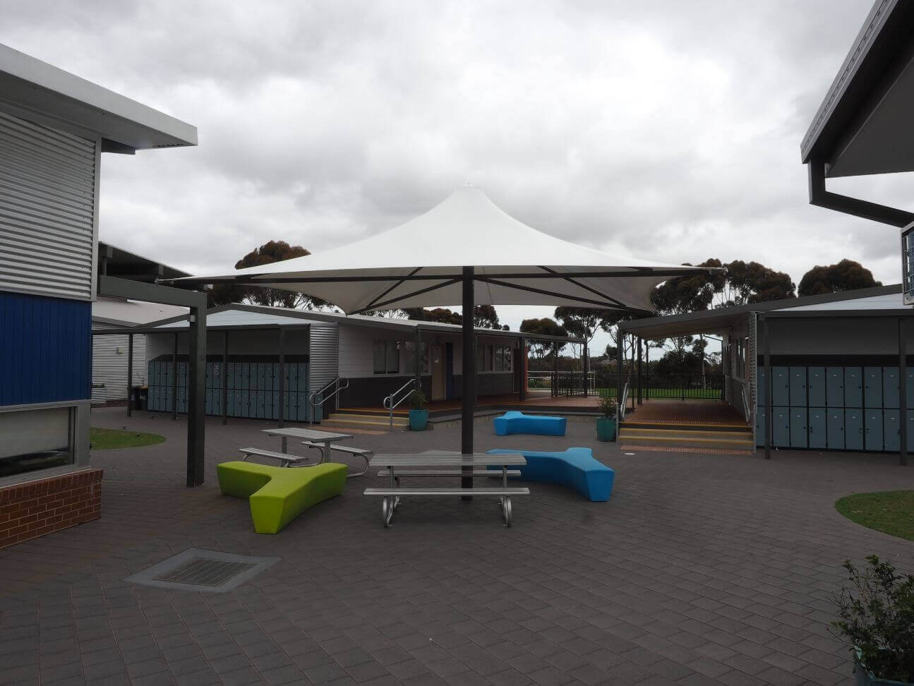 Flexshade Hexagonal Centrepost