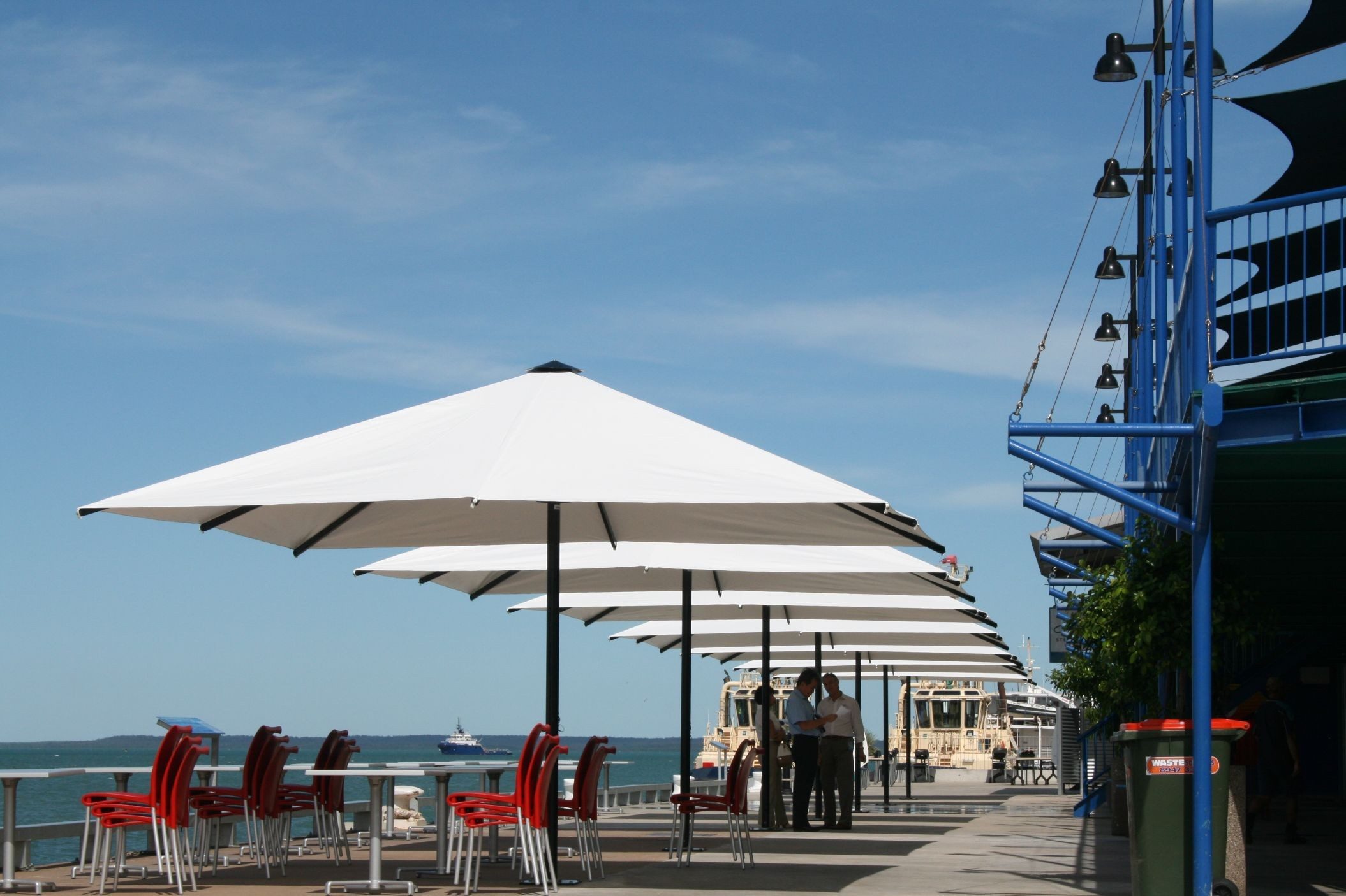 UltraShade Heavy Duty Umbrella