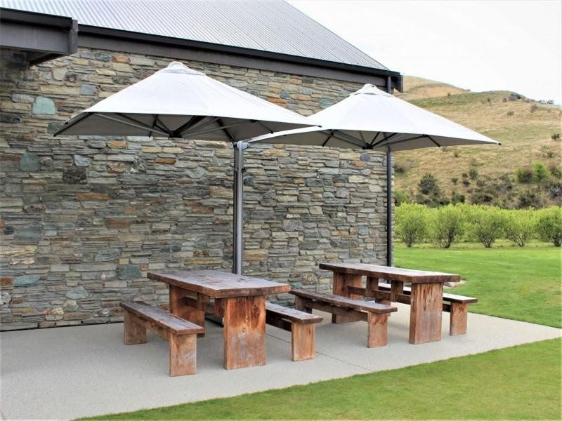 Shadowspec Unity™ Multi-Canopy Cantilever Umbrella